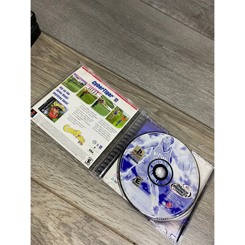 NCAA March Madness 2000 Sony PlayStation PS1 EA‎ Sports Basketball SLUS-01023